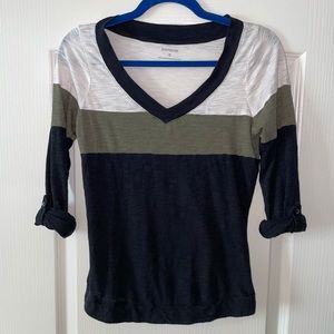 EXPRESS V NECK LONG SLEEVE Roll Up Top Shirt Size XSmall